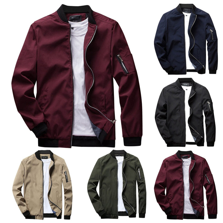 Duurzame heren zomerjas, lichtgewicht en tijdloos design, geschikt voor elke mannenmode.