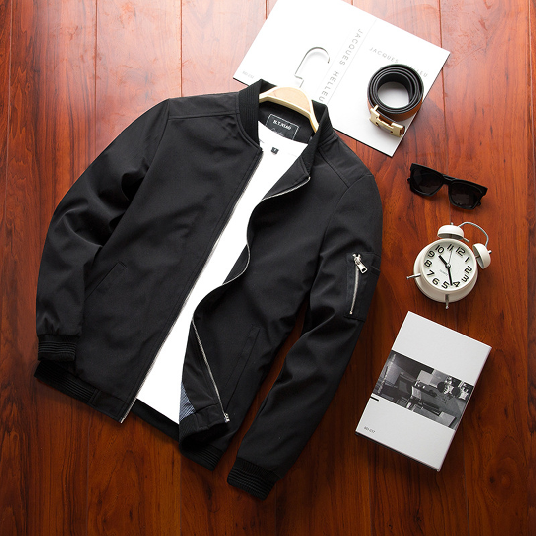 Comfortabele heren bovenkleding; een veelzijdige en ademende zomerjas voor elke dag.