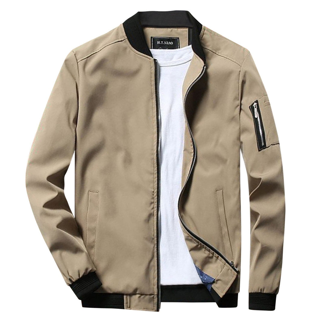 Casual herenjas, veelzijdig draagbaar en comfortabel, een must-have voor de zomercollectie.