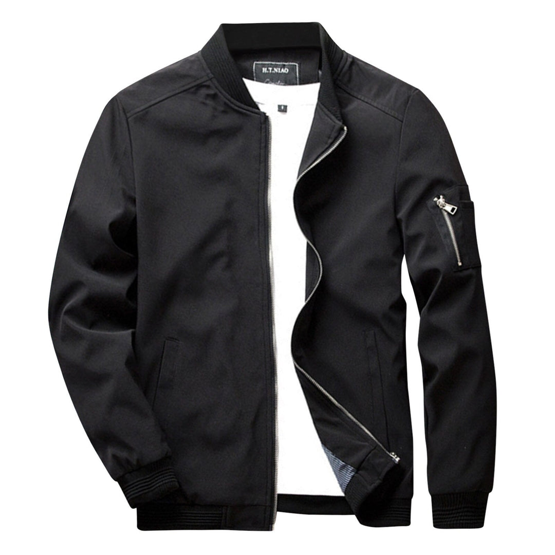 Slim-fit heren zomerjas, stijlvol en lichtgewicht, perfect over een t-shirt of overhemd.