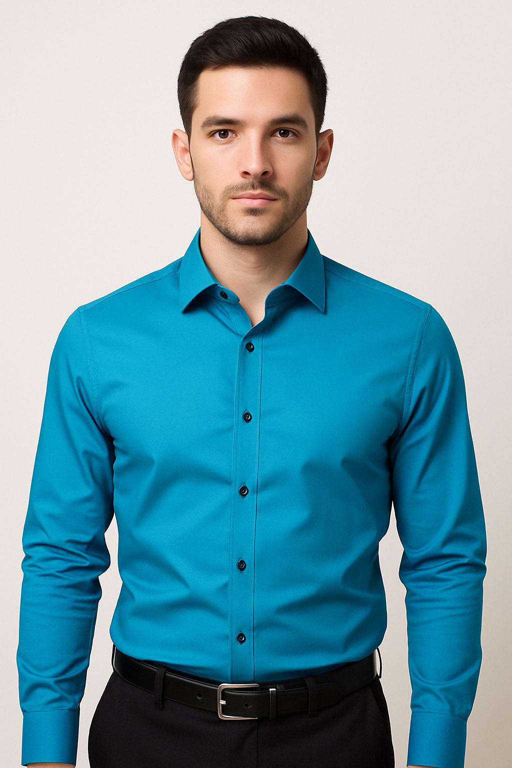 Modern slim fit herenoverhemd met stretch, ideaal voor zakelijk en casual chic.