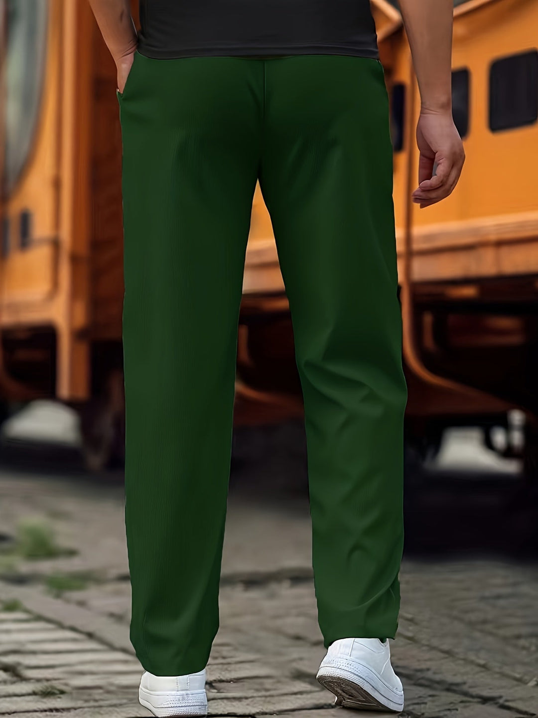 Heren casual broek met jogger design in donkerblauw, stijlvolle snit, comfortabele pasvorm, katoenmix, praktische zakken