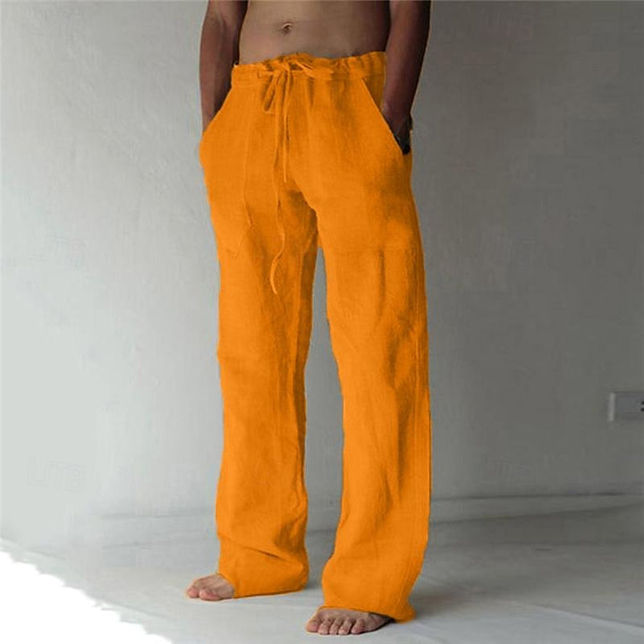 Heren Baggy Broek in Blauw, loszittend, gemaakt van lichte en ademende stof, ideaal voor zomer en vrije tijd.