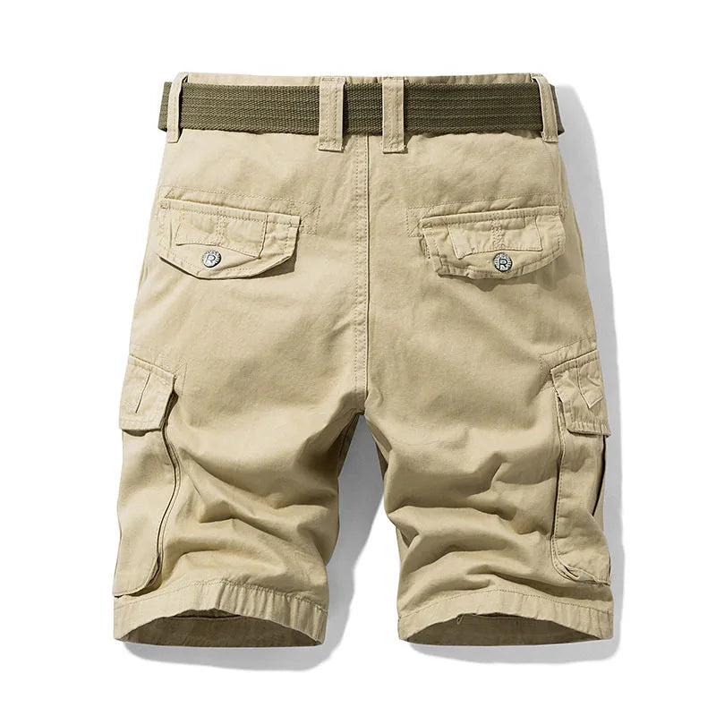 Heren cargo shorts van stevig katoen, kaki, met meerdere handige zakken voor buiten en dagelijks gebruik.