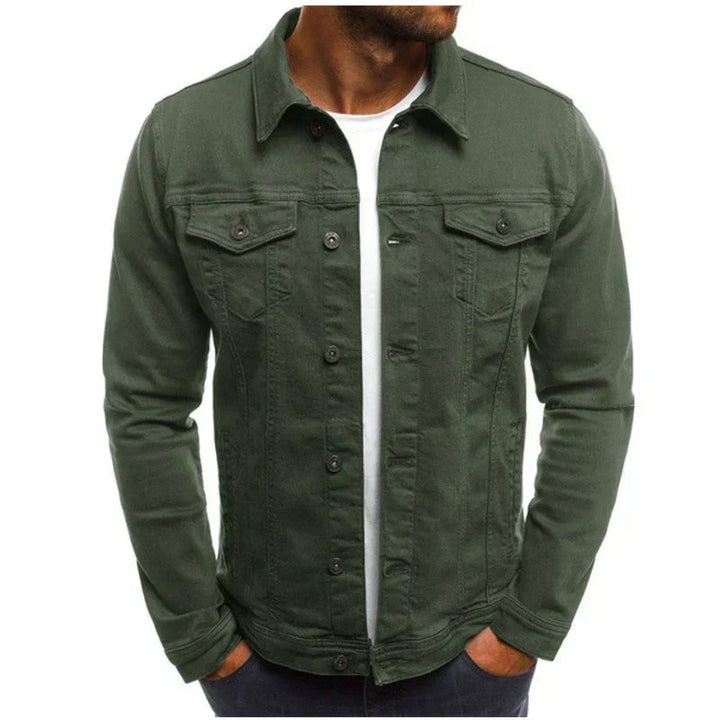 Heren denim jack, robuust en veelzijdig, met zakken en een stijlvol silhouet, perfect voor elke gelegenheid.