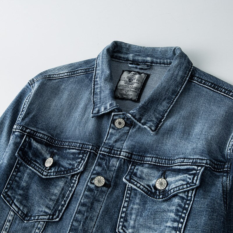Heren jeansjack, klassiek design met knopen, tijdloze stijl, ideaal voor koelere dagen, veelzijdig te combineren met elke outfit.