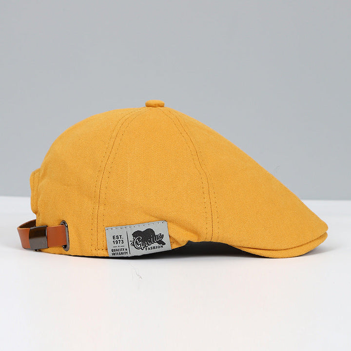 Heren klassieke flat cap, beige, elegant ontwerp, perfecte zonwering, stijlvol accessoire voor de zomerse look.