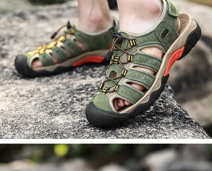 Heren Leren Outdoor Sandalen, bruin, robuust en comfortabel, ideaal voor trekking en strand, met antislip rubberen zool.