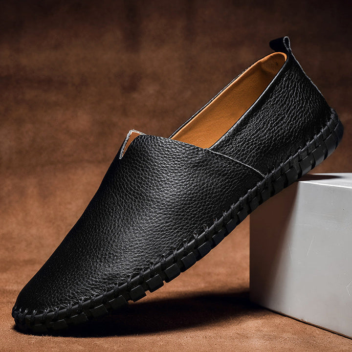 Herenleren schoenen, minimalistisch, comfortabel; klassieke kleuren blauw, bruin, zwart, wit; stijlvolle elegantie