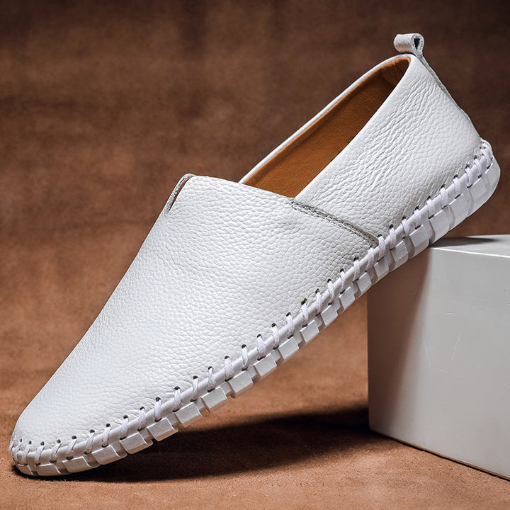 Herenleren schoenen, minimalistisch, comfortabel; klassieke kleuren blauw, bruin, zwart, wit; stijlvolle elegantie