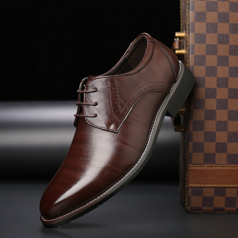 Heren Oxford schoenen van leer met brogue-ontwerp, verkrijgbaar in blauw, bruin, geel, rood en zwart. Elegant en comfortabel.