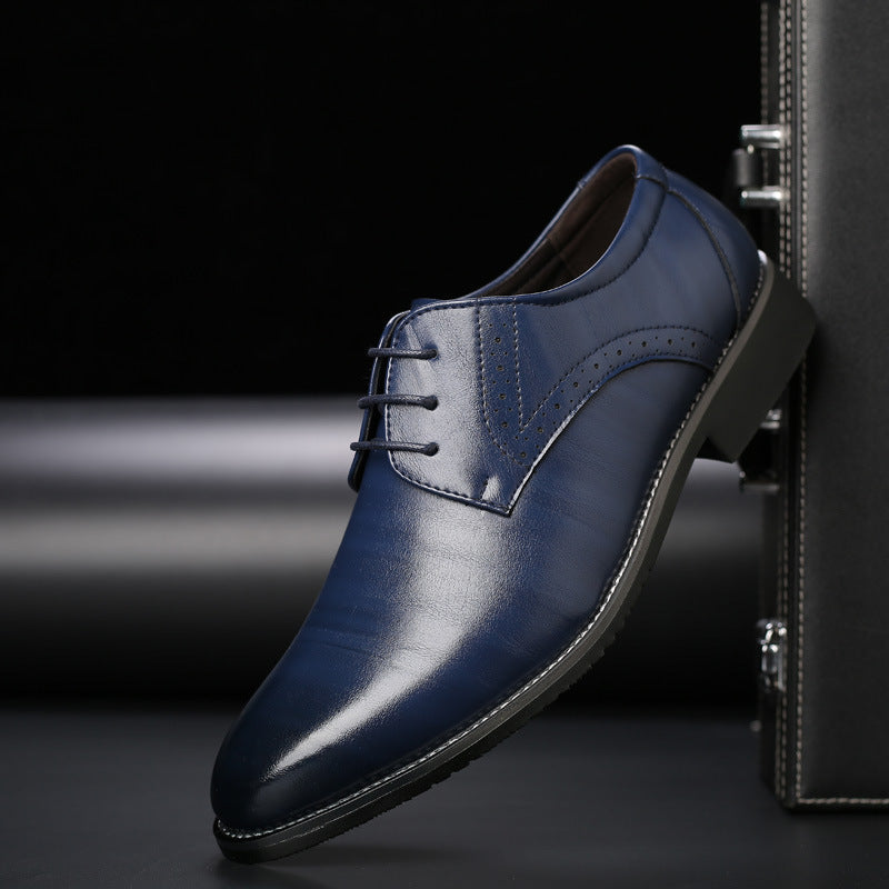 Heren Oxford schoenen van leer met brogue-ontwerp in blauw. Perfect voor een stijlvolle en comfortabele uitstraling.