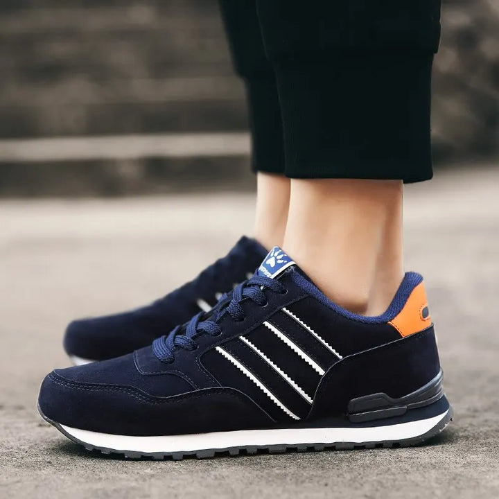 Heren sneakers met ademend ontwerp, vetersluiting en modieus patroon, ideaal voor lente en herfst.