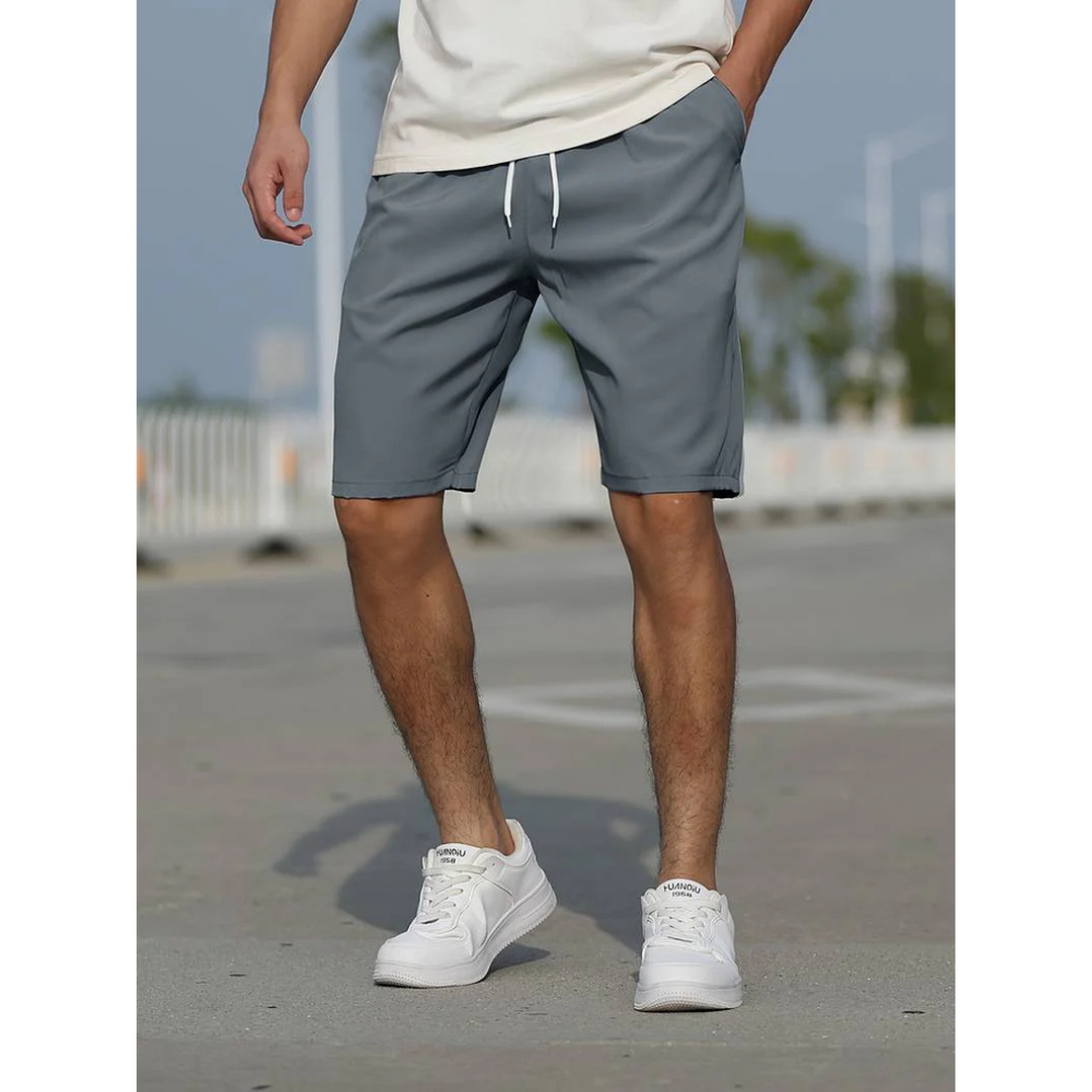 Heren zomershorts, ademend en losvallend; ideaal voor vrije tijd. Perfect voor warme dagen, met praktische zakken.