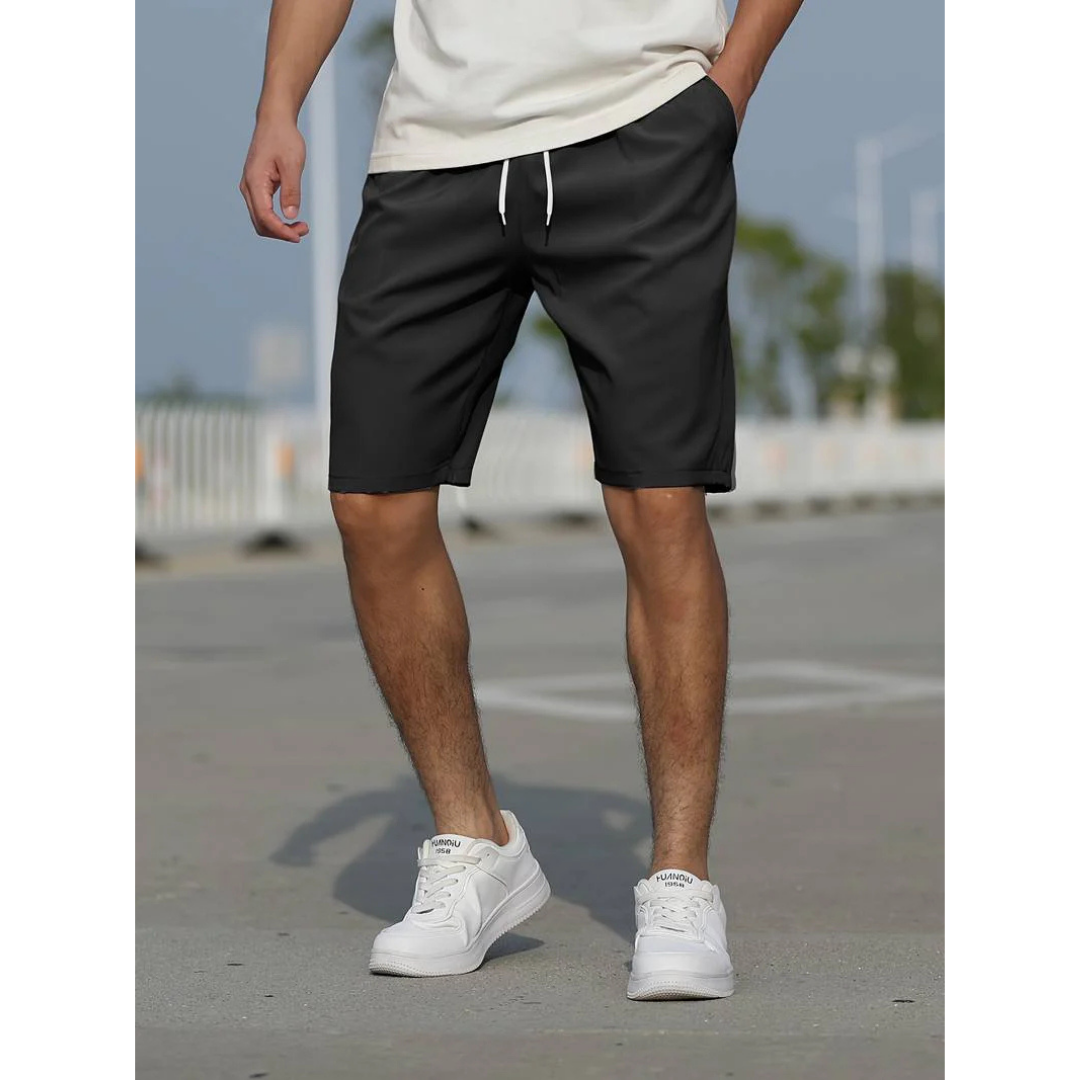 Heren zomershorts, ademend en losvallend; ideaal voor vrije tijd. Perfect voor warme dagen, met praktische zakken.