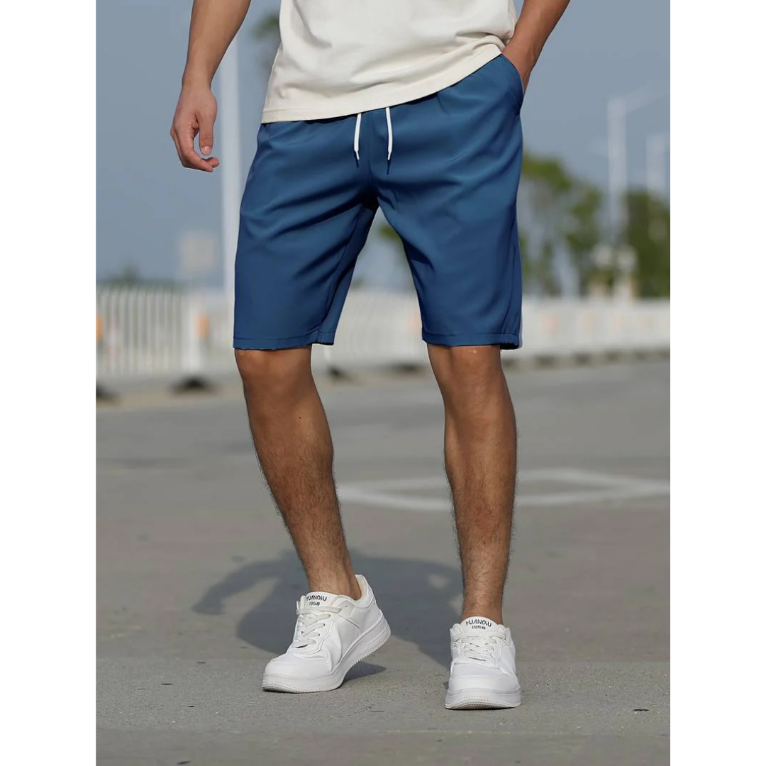 Heren zomershorts, ademend en losvallend; ideaal voor vrije tijd. Perfect voor warme dagen, met praktische zakken.