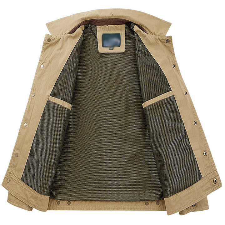 Heren vintage cargojas in kaki met grote zakken en een getailleerde pasvorm, perfect voor diverse gelegenheden.