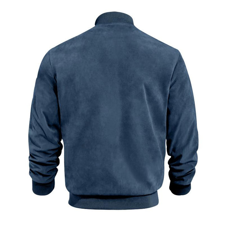 Herenjas van suède, vintage look met moderne kenmerken, perfect voor de stijlbewuste man.