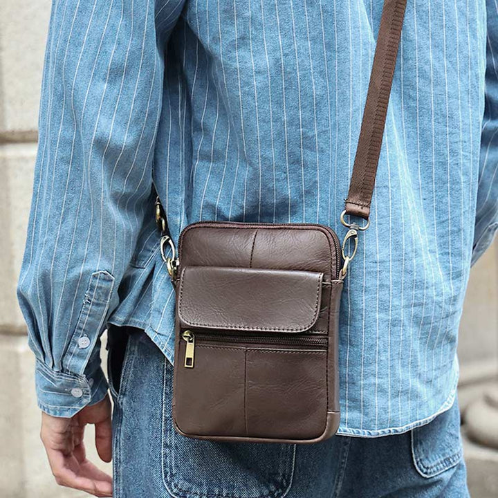 Heren schoudertas van echt leer in bruin, elegant en functioneel, ideaal voor dagelijks gebruik