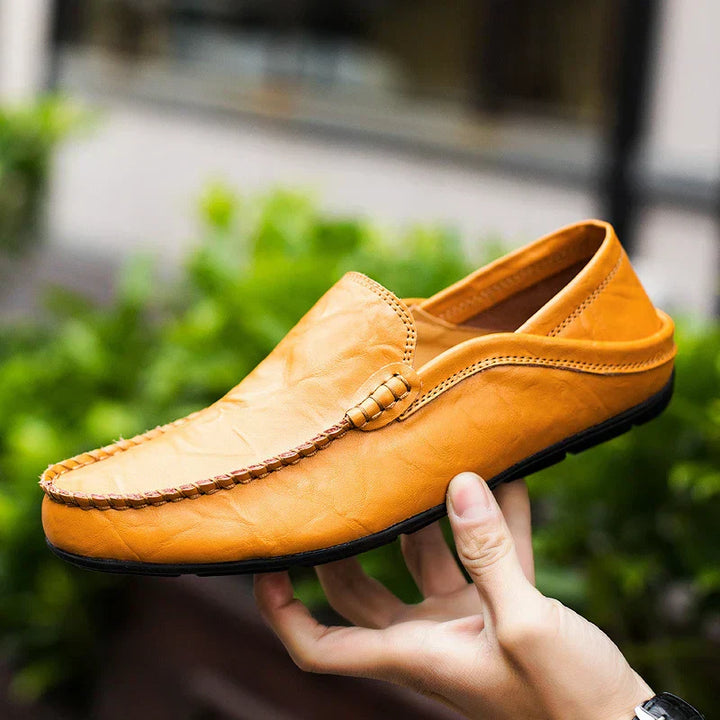 Hoogwaardige heren leren loafers in zwart, klassiek design, elegant, comfortabel, gemaakt van ademend, duurzaam materiaal