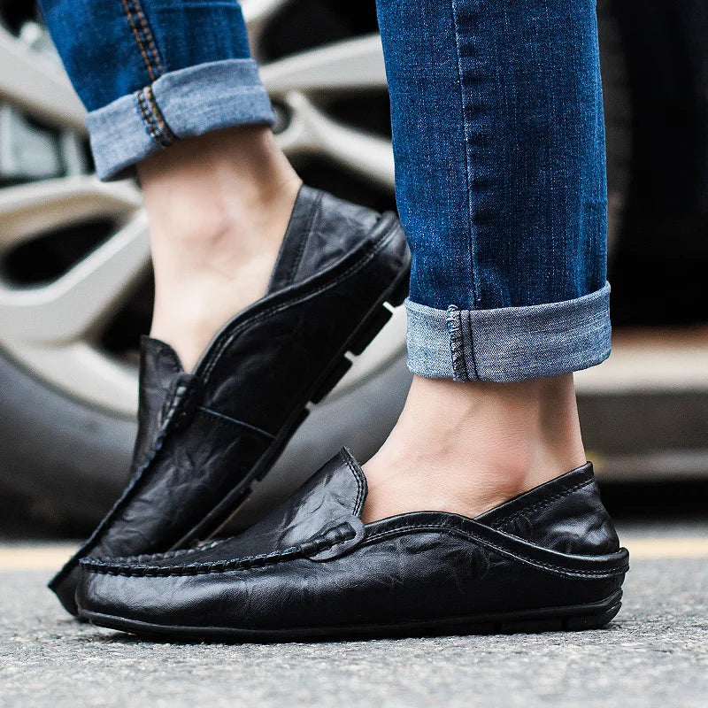 Hoogwaardige heren leren loafers in zwart, klassiek design, elegant, comfortabel, gemaakt van ademend, duurzaam materiaal
