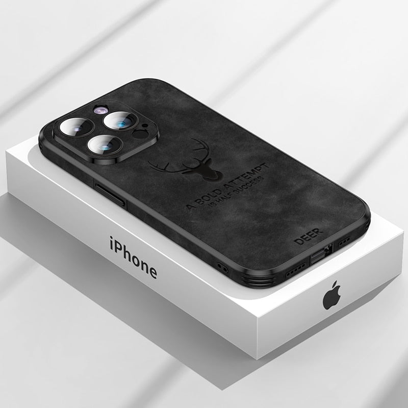 Hoogwaardig suède iPhone hoesje, schokbestendig, groen, met camerabescherming, luxe design, compatibel met iPhone 12-15