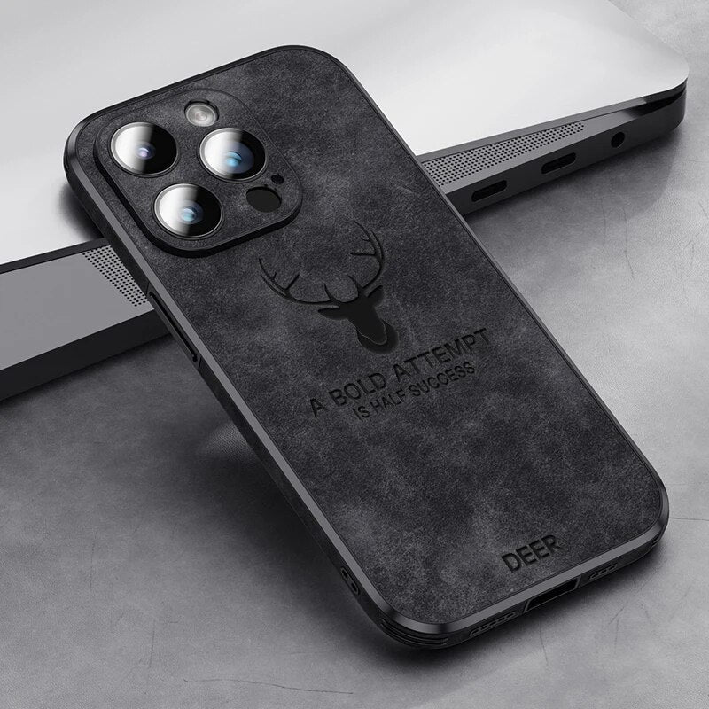 Hoogwaardig suède iPhone hoesje, schokbestendig, groen, met camerabescherming, luxe design, compatibel met iPhone 12-15