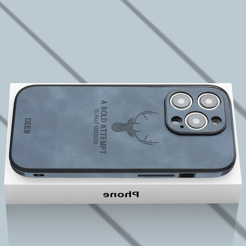 Hoogwaardig suède iPhone hoesje, schokbestendig, groen, met camerabescherming, luxe design, compatibel met iPhone 12-15