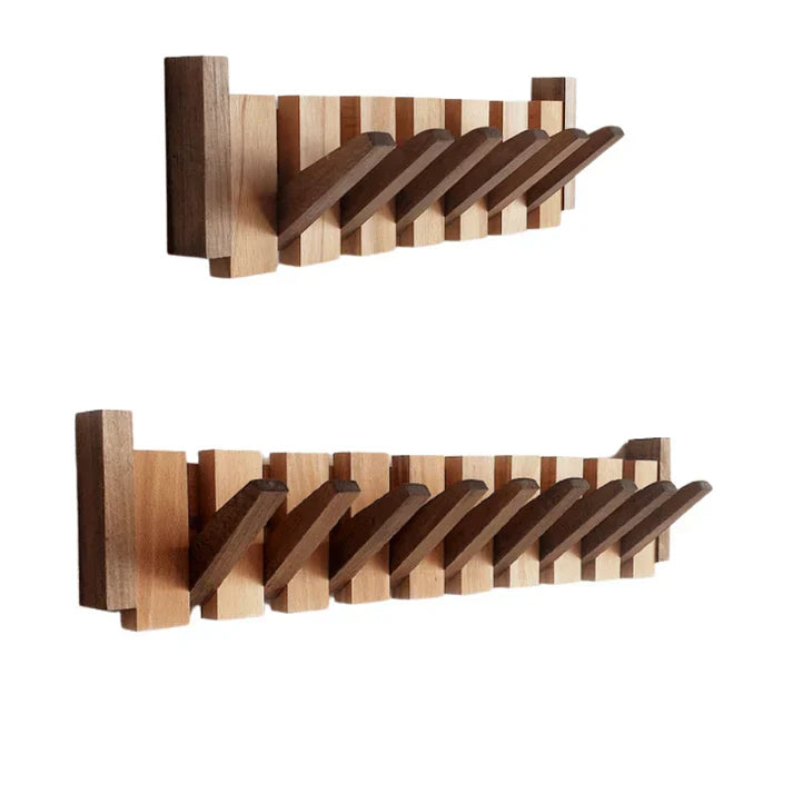 "HarmonyCoat" houten piano kapstok; stijlvolle wanddecoratie en functioneel opbergsysteem voor thuis.