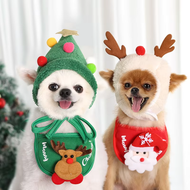 Huisdier feestmuts en rendier slabbetje voor hond of kat, perfect voor kerstmis en feestdagen.