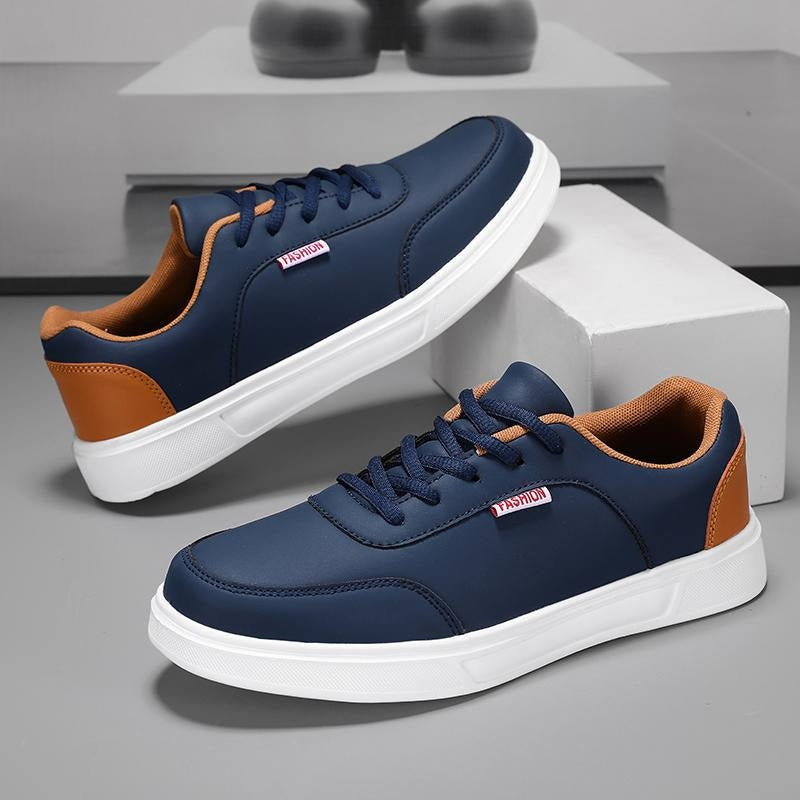Ergonomische dames sneaker met antislipzool, brede teenruimte en ademend materiaal voor comfort en grip.