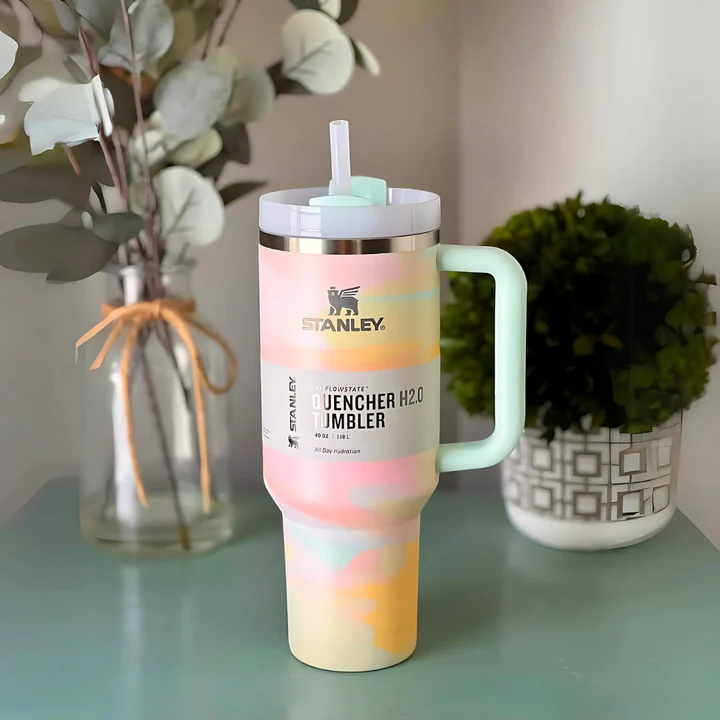 Kleurenmix reismok met handvat en rietje