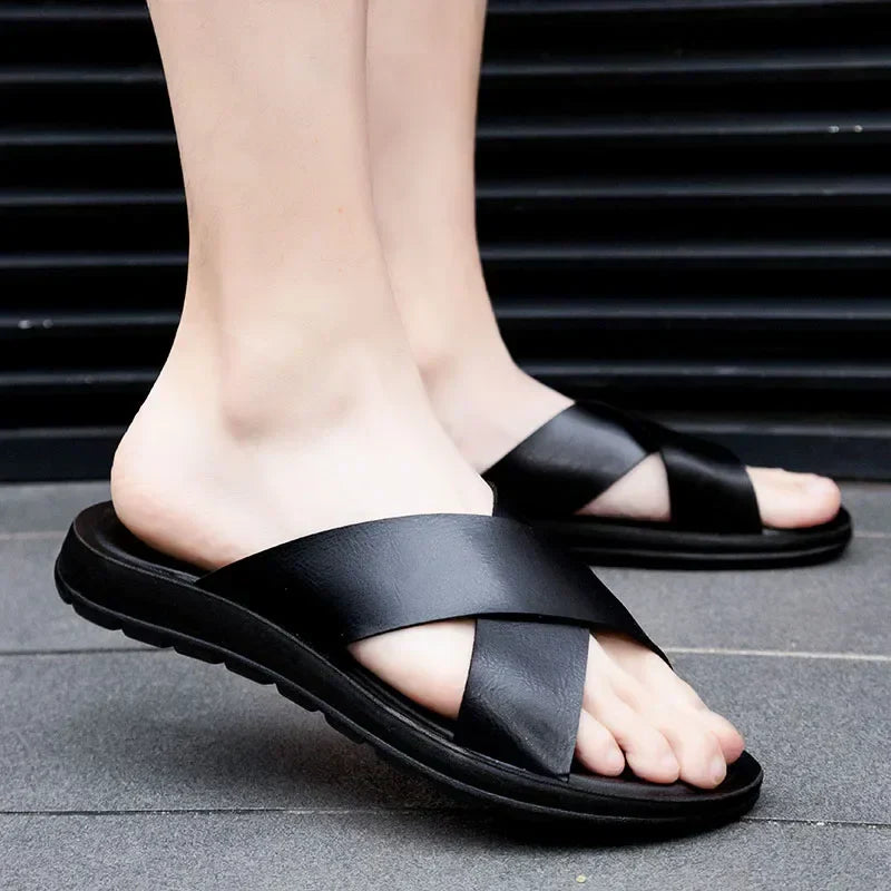 Stijlvolle Italiaanse leren sandalen voor heren, comfortabel, wit, perfect voor de zomer