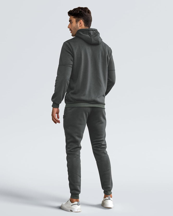 Jamie heren trainingspak van ademend polyester, perfect voor intensieve workouts.