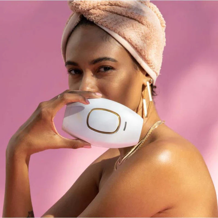 Draadloos IPL ontharingsapparaat met ergonomisch ontwerp, ideaal voor zachte, permanente ontharing thuis.