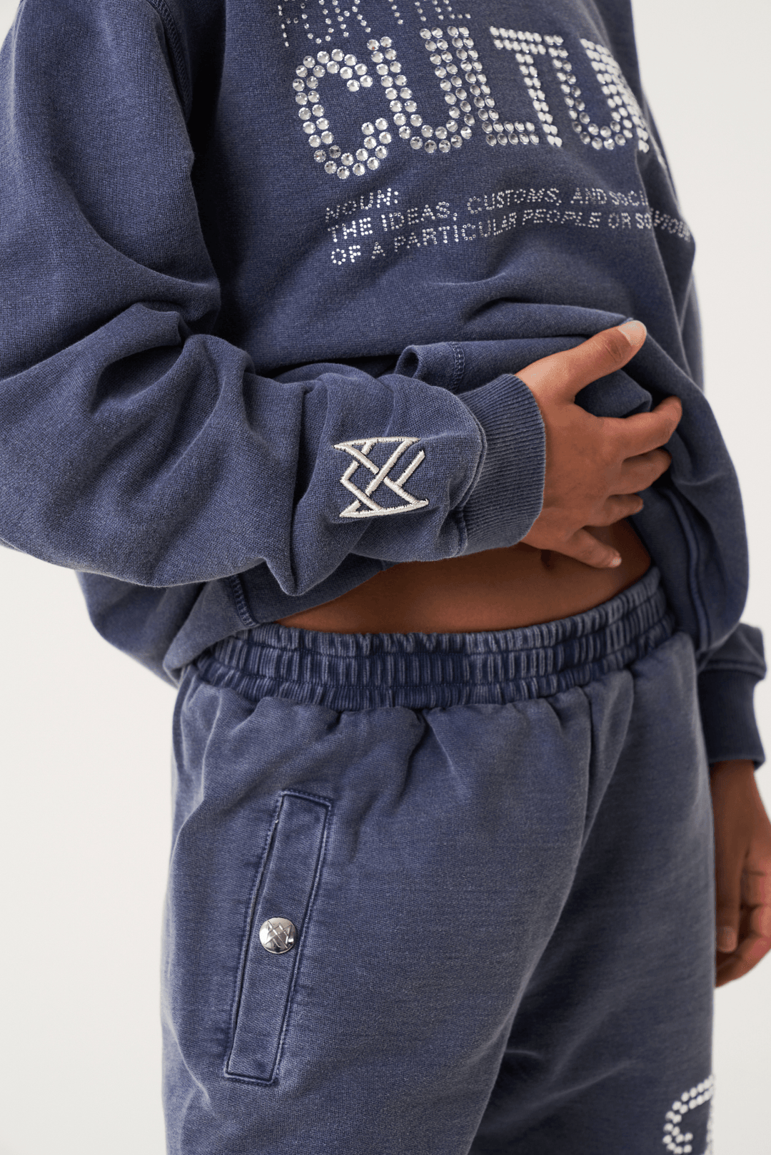 Herenhoodie, casual en comfortabel, ideaal voor elk seizoen, met klassiek ontwerp en zacht materiaal.