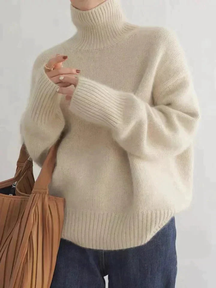 Dames Kasjmier Coltrui, luxueus zacht, elegant ontwerp, tijdloze stijl in zacht beige, perfecte pasvorm.