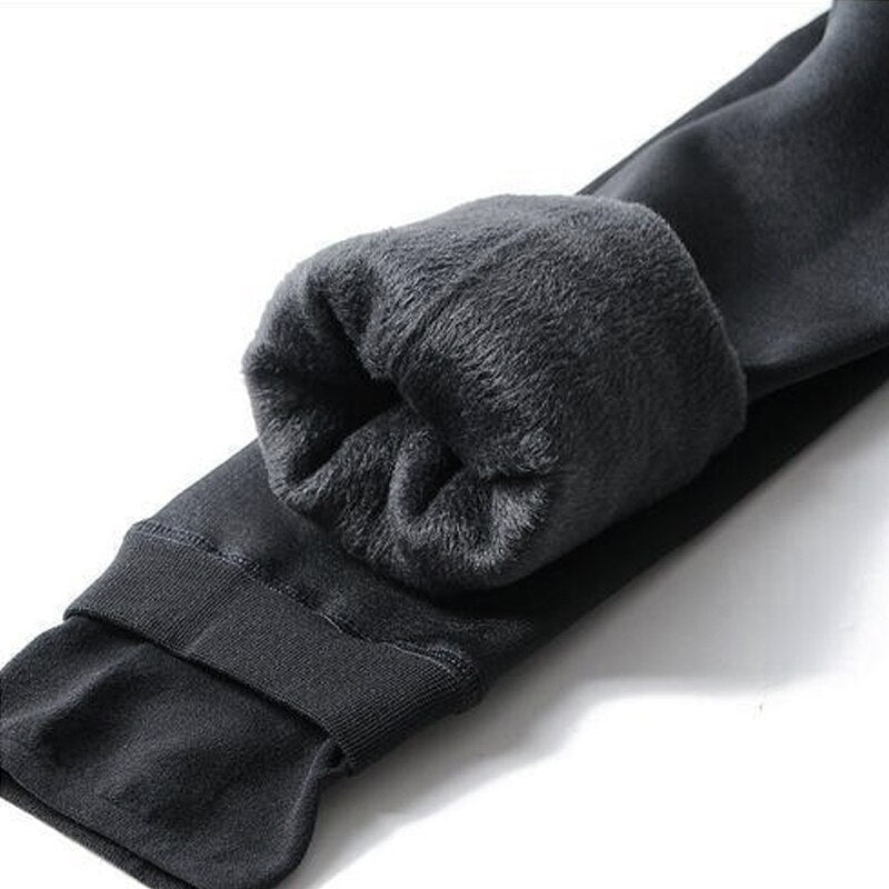Warme kasjmier winterlegging met zachte fleecevoering, ideaal voor koude dagen.