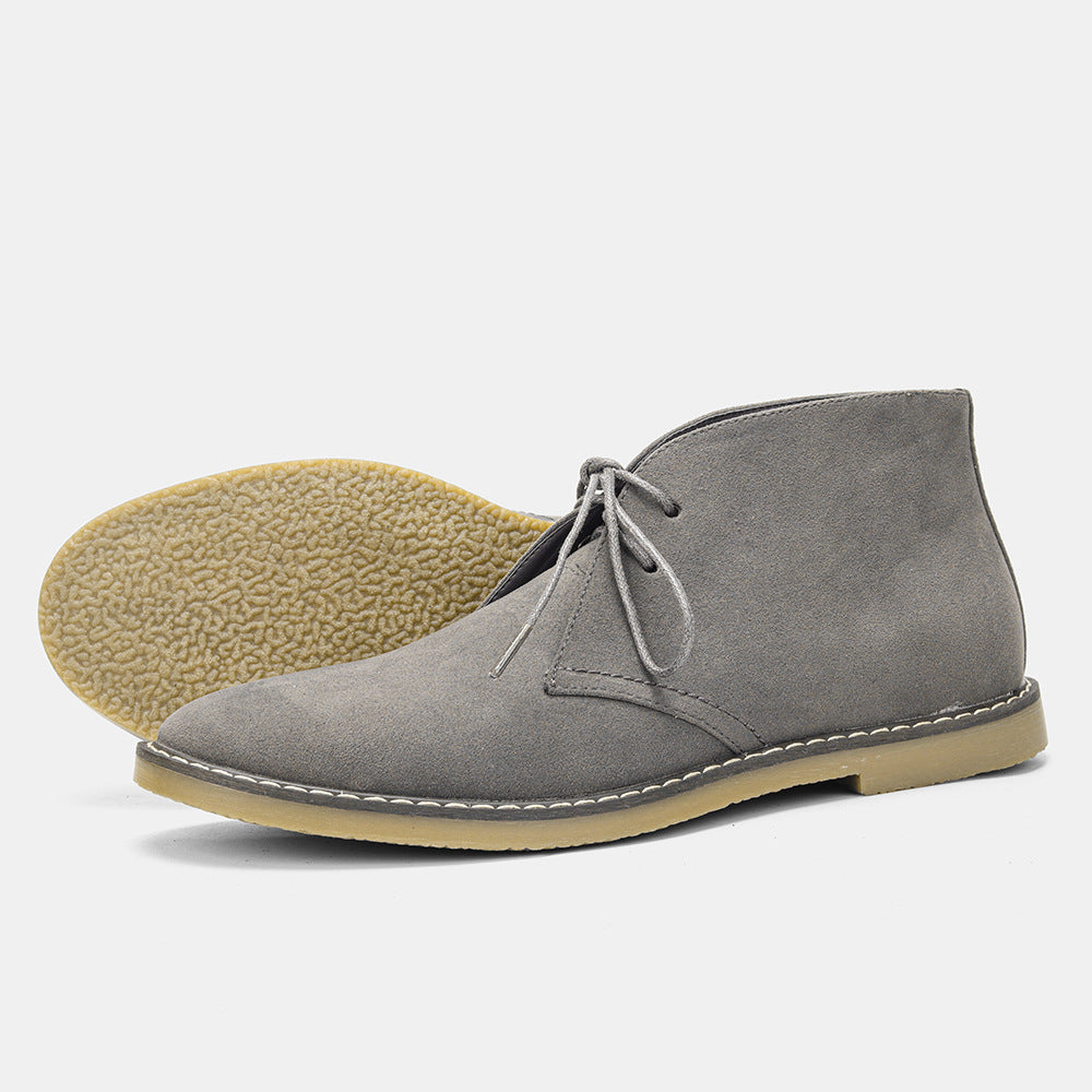Klassieke heren desert boots van elegant leer, stevige rubberen zool, tijdloos ontwerp, veelzijdig te combineren.