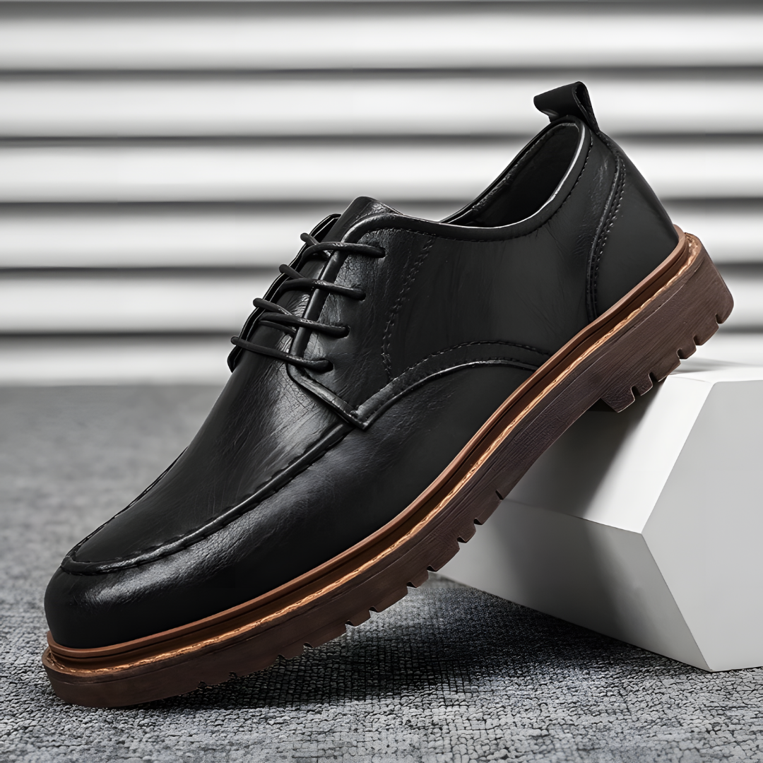 Stijlvolle bruine veterschoenen voor heren, comfortabel en duurzaam voor langdurig dragen.