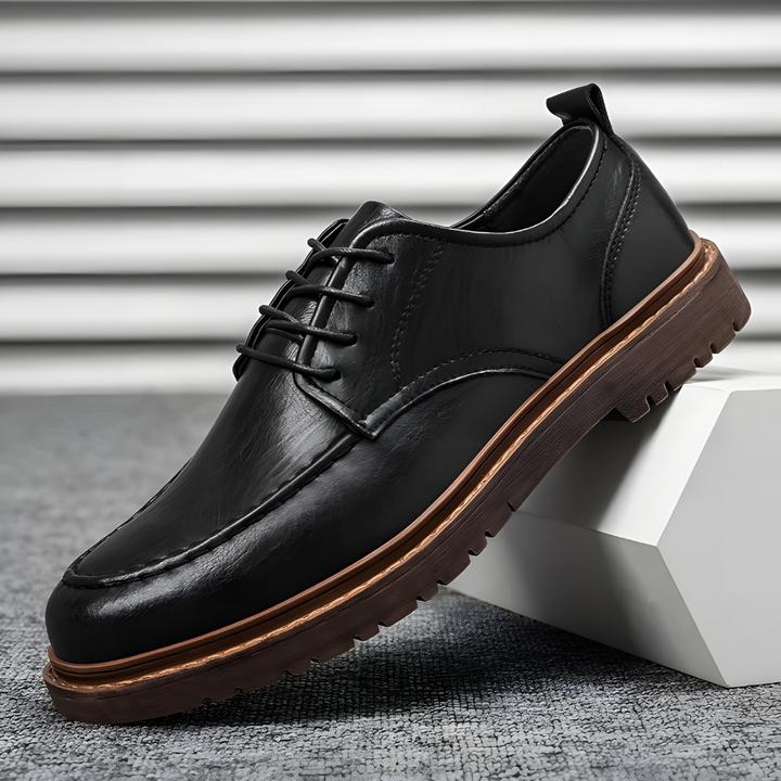Stijlvolle bruine veterschoenen voor heren, comfortabel en duurzaam voor langdurig dragen.