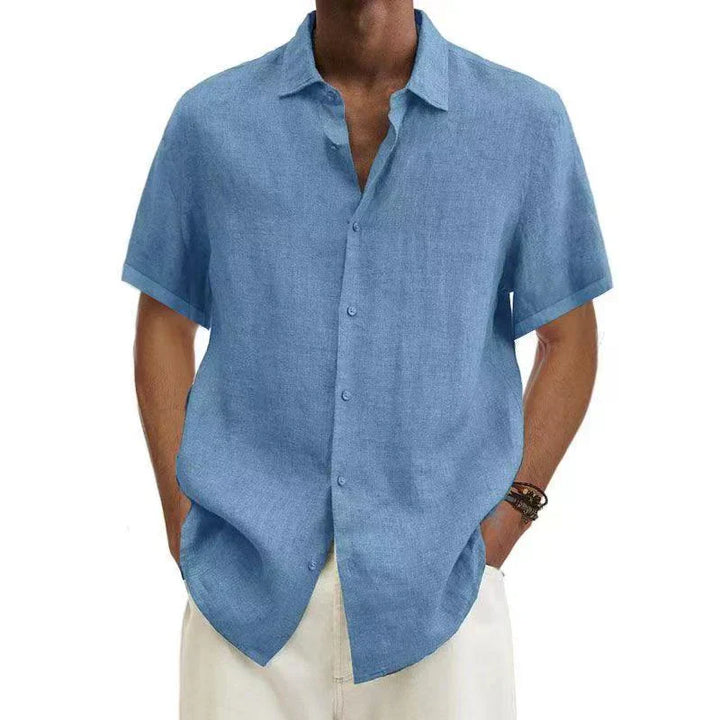 Klassiek heren linnen overhemd van 100% linnen in het blauw, ademend, ideaal voor warm weer, elegante lijnen.
