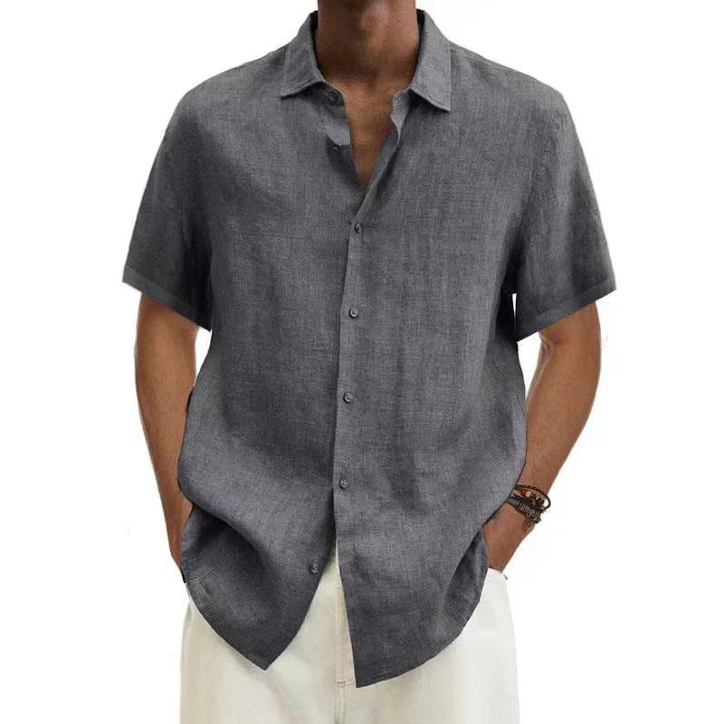 Klassiek heren linnen overhemd van 100% linnen in het blauw, ademend, ideaal voor warm weer, elegante lijnen.