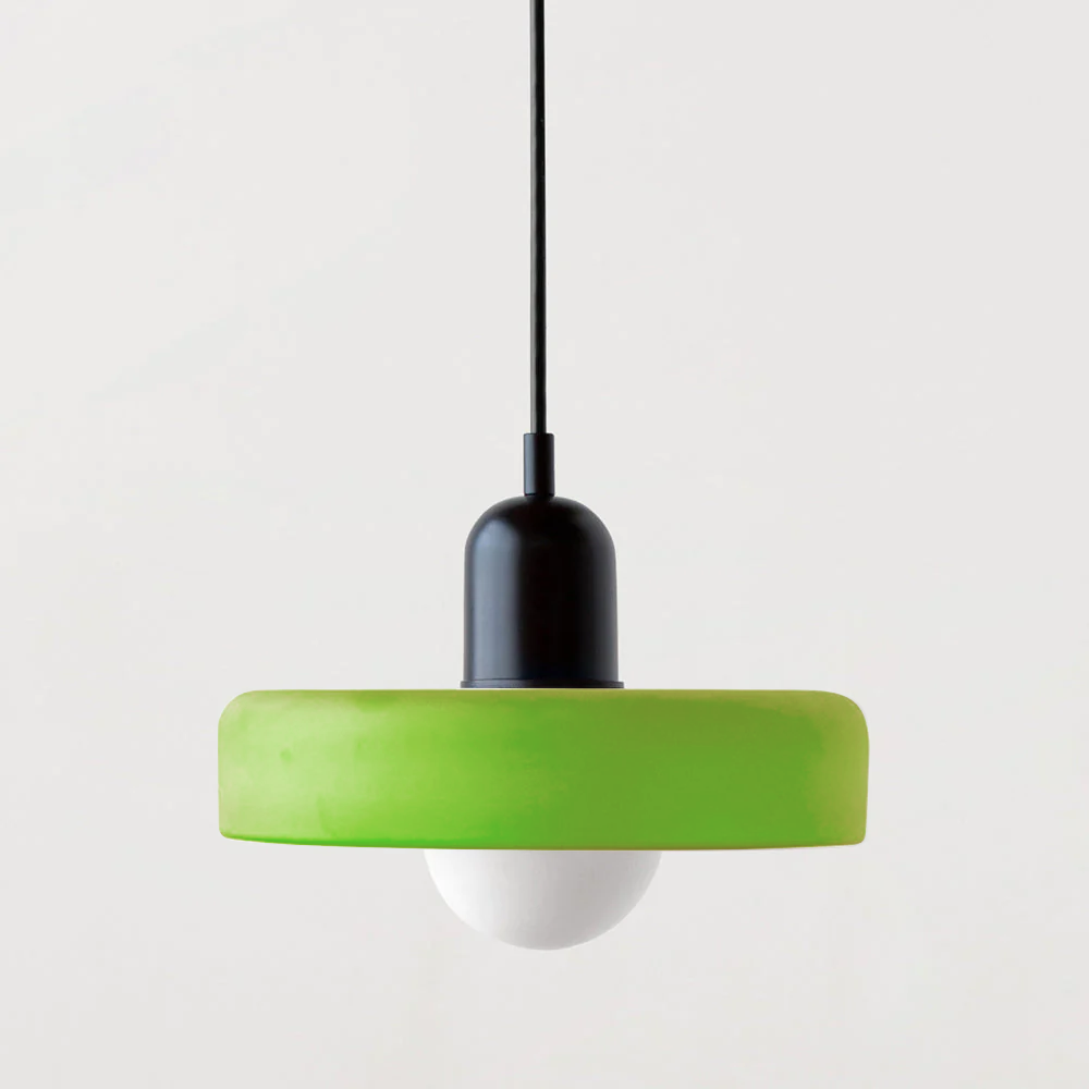 Kleurrijke Bauhaus lamp, glas, interieur design.