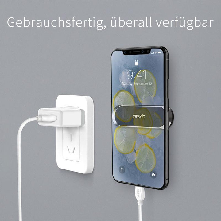 Compacte magnetische telefoonhouder op dashboard, montagevrij, sterke magneetkracht voor veilige smartphonebevestiging.