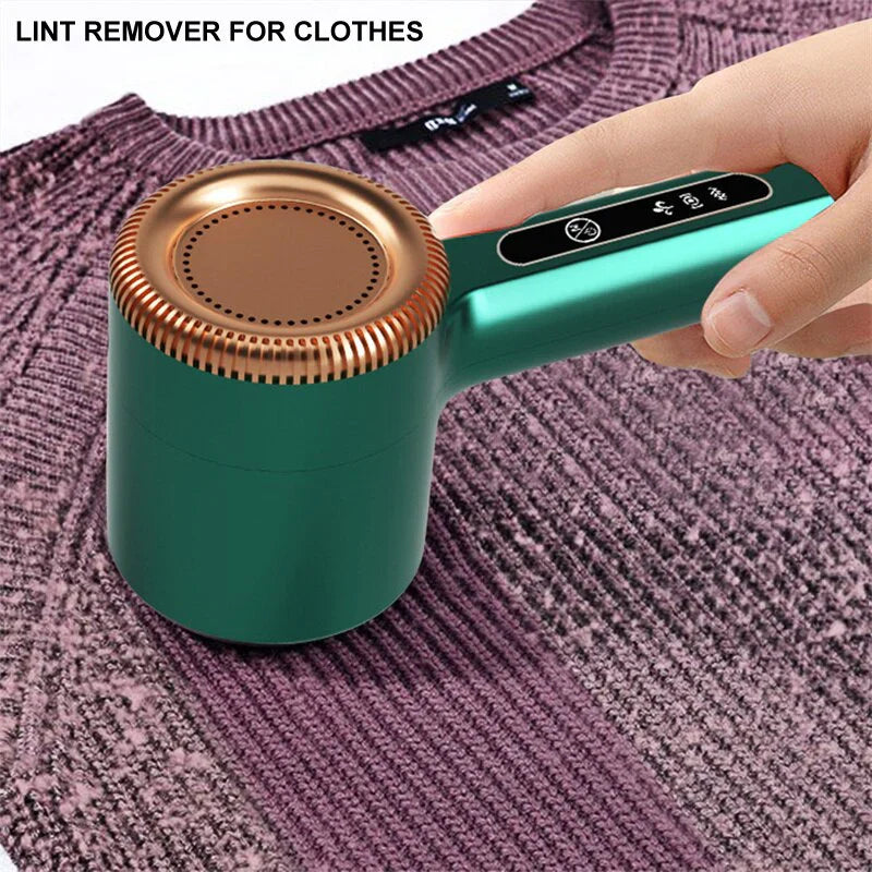 Compacte USB pluizenverwijderaar, draagbaar, ideaal voor kleding, verwijdert efficiënt pluizen en haren, zacht voor stoffen.