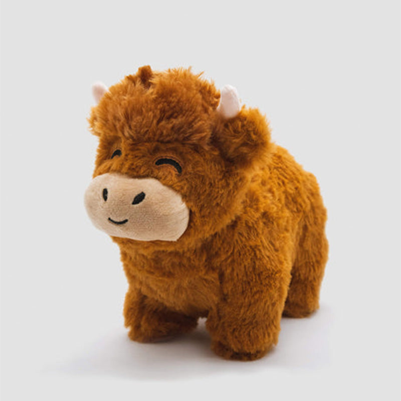 Knuffelig Hoogland koe pluche dier met realistische details voor decoratie en cadeau-ideeën, ideaal voor kinderkamers.