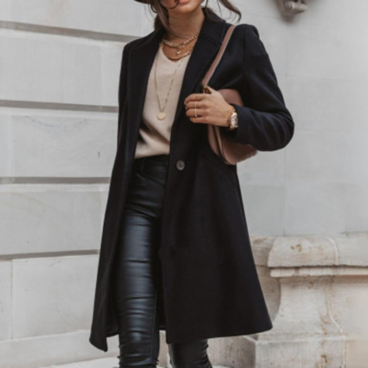 Warme lange kasjmier damesjas, ideaal als elegante winterjas voor dames. Comfortabele dameskleding.