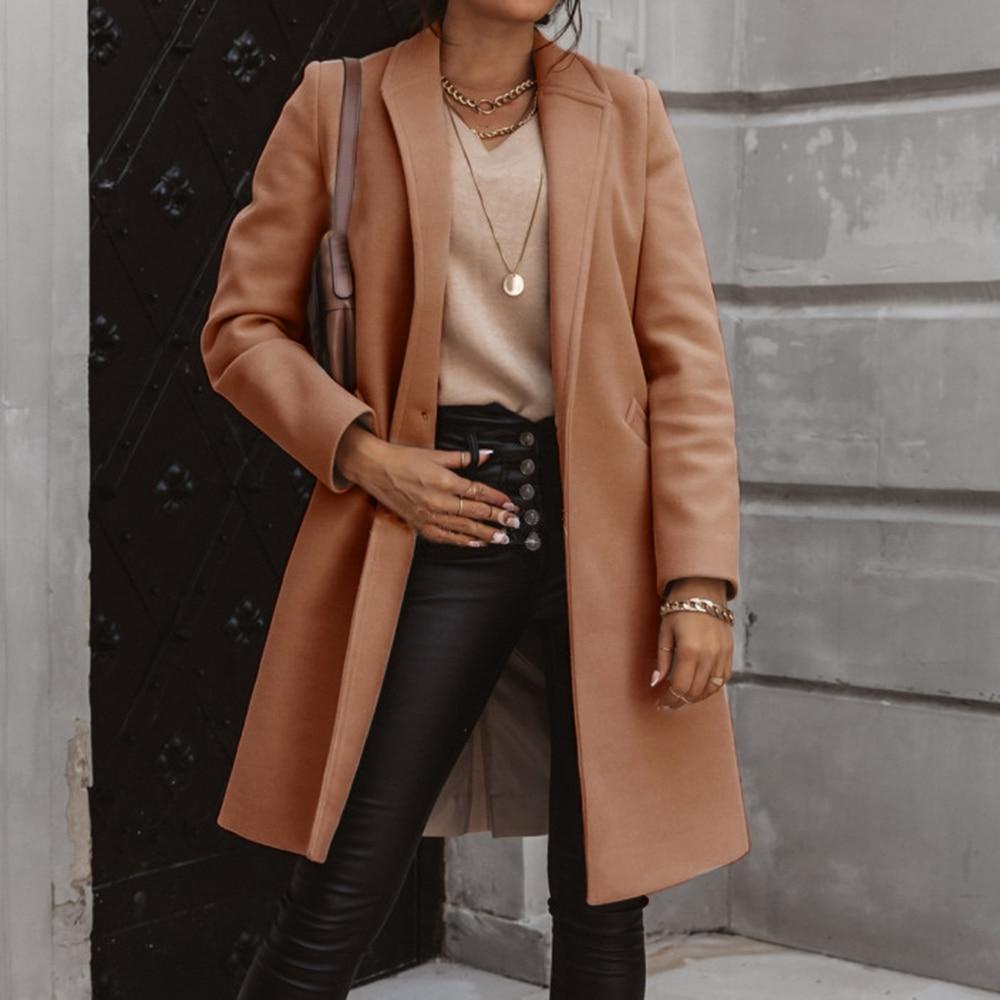 Elegante lange dames winterjas van zacht kasjmier, heerlijk warm en stijlvol. Perfecte dameskleding.