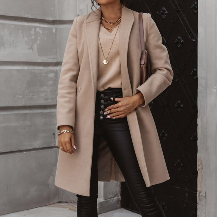 Prachtige lange grijze kasjmier damesjas, stijlvolle winterjas voor een elegante en warme look.